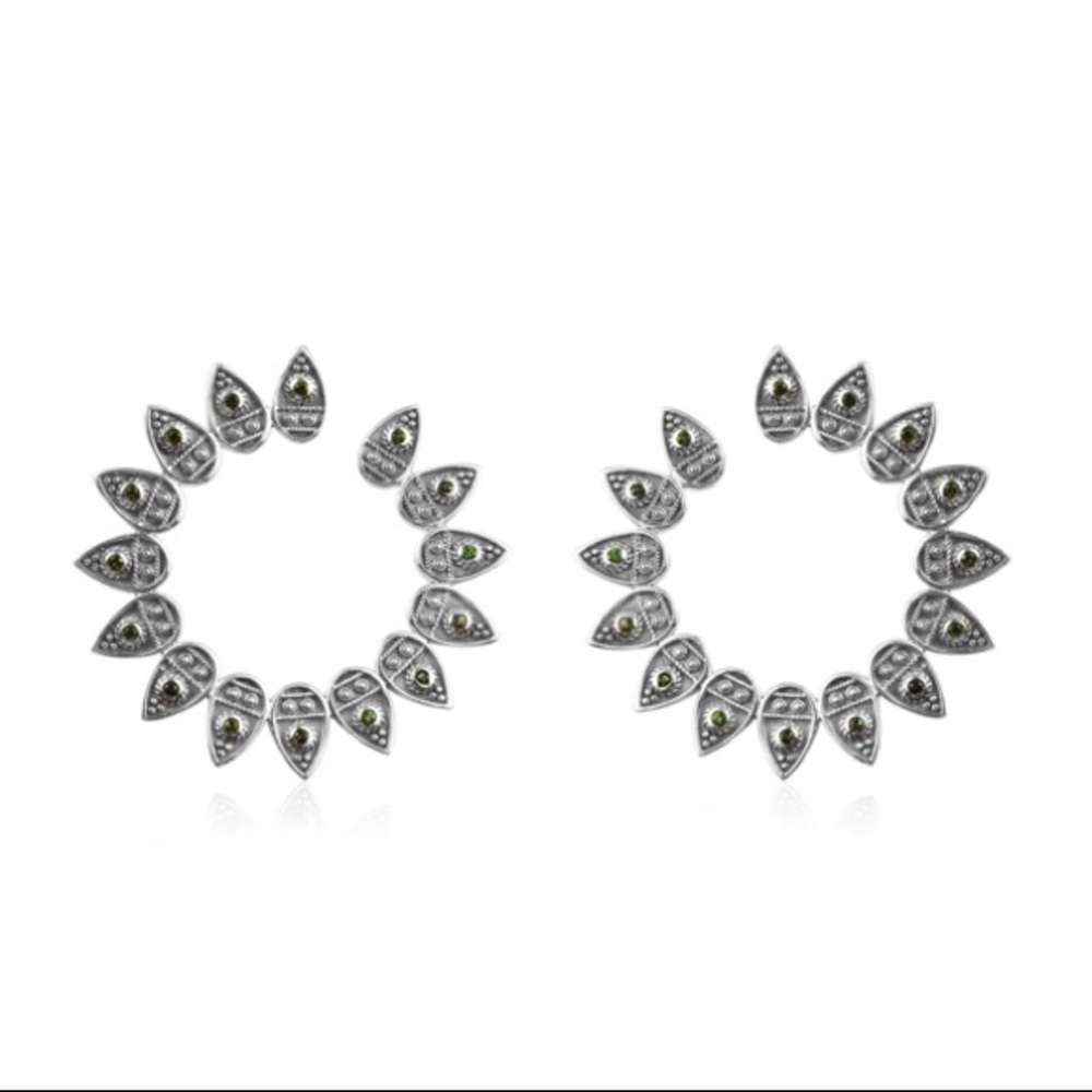 NWT Chrome Diopside Front Facing Hoop Earrings 925